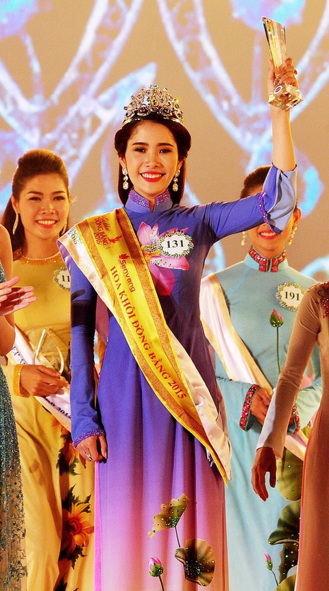 Nam Em bất ngờ được nâng hạng thành hoa hậu, tin được không? - Ảnh 1. Nam Em bất ngờ được nâng hạng thành hoa hậu, tin được không? - Ảnh 1.
