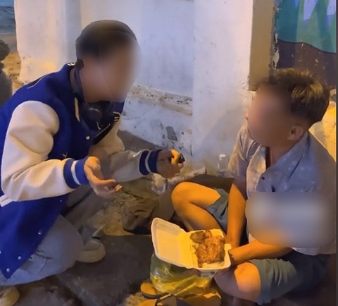 TikToker miệt thị người nghèo: Sáng tạo hay lệch lạc tư duy? - Ảnh 2. TikToker miệt thị người nghèo: Sáng tạo hay lệch lạc tư duy? - Ảnh 2.