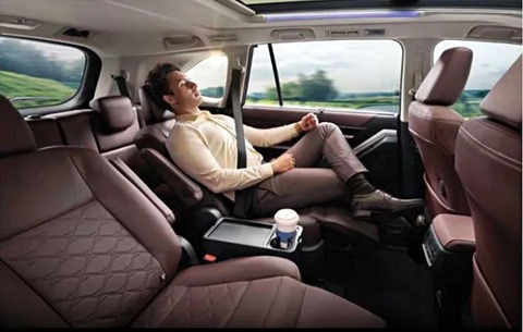 Toyota Innova HyCross - Xe ông chủ khác xa bản đang bán ở Việt Nam - Ảnh 2. Toyota Innova HyCross - Xe ông chủ khác xa bản đang bán ở Việt Nam - Ảnh 2.
