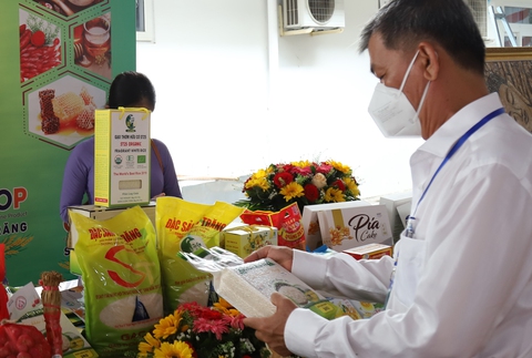 Cục Xuất nhập khẩu: Phải quản lý chặt việc xuất nhập khẩu gạo - Ảnh 3. Cục Xuất nhập khẩu: Phải quản lý chặt việc xuất nhập khẩu gạo - Ảnh 3.