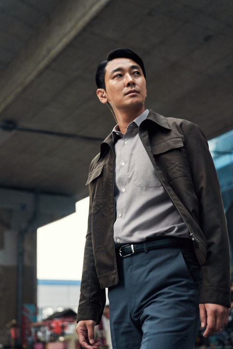 Dàn cameo ‘có tiền không mời nổi’ xuất hiện trong phim đầu tay của Lee Jung Jae - Ảnh 2. Dàn cameo ‘có tiền không mời nổi’ xuất hiện trong phim đầu tay của Lee Jung Jae - Ảnh 2.