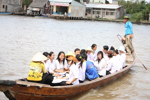Hỗ trợ hàng triệu thí sinh chọn hướng vào đời - Ảnh 15. Hỗ trợ hàng triệu thí sinh chọn hướng vào đời - Ảnh 15.