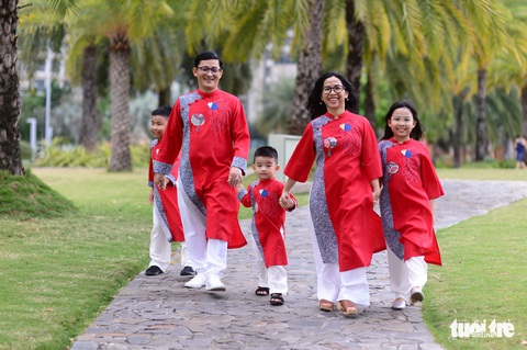 Hộ chiếu văn hóa Việt Nam: Gìn vàng giữ ngọc văn hóa gia đình Việt - Ảnh 1. Hộ chiếu văn hóa Việt Nam: Gìn vàng giữ ngọc văn hóa gia đình Việt - Ảnh 1.