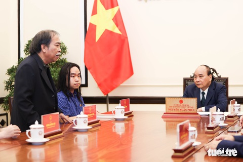 Chủ tịch nước gặp tài năng trẻ dịch ‘Truyện Kiều’ sang tiếng Anh - Ảnh 3. Chủ tịch nước gặp tài năng trẻ dịch ‘Truyện Kiều’ sang tiếng Anh - Ảnh 3.