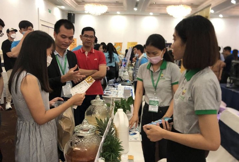 Thức dậy bỗng mất việc - Ảnh 1. Thức dậy bỗng mất việc - Ảnh 1.
