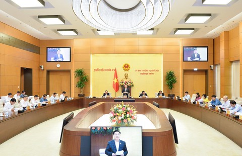Dự luật khám bệnh, chữa bệnh sửa đổi sẽ trình tại kỳ họp bất thường của Quốc hội - Ảnh 1. Dự luật khám bệnh, chữa bệnh sửa đổi sẽ trình tại kỳ họp bất thường của Quốc hội - Ảnh 1.