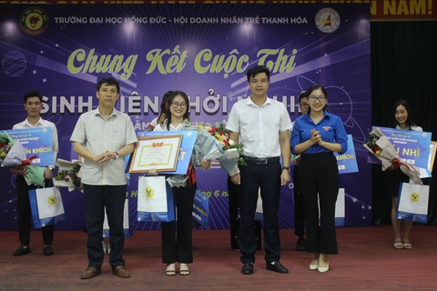Trường Đại học Hồng Đức đào tạo đa ngành hiệu quả, hướng tới chất lượng cao - Ảnh 3. Trường Đại học Hồng Đức đào tạo đa ngành hiệu quả, hướng tới chất lượng cao - Ảnh 3.