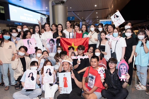 8 hoa hậu, á hậu tiễn Phương Anh lên đường dự thi Miss International 2022 - Ảnh 4. 8 hoa hậu, á hậu tiễn Phương Anh lên đường dự thi Miss International 2022 - Ảnh 4.