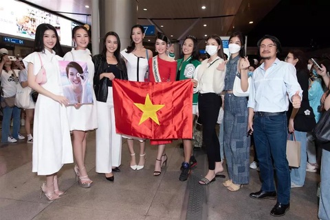8 hoa hậu, á hậu tiễn Phương Anh lên đường dự thi Miss International 2022 - Ảnh 3. 8 hoa hậu, á hậu tiễn Phương Anh lên đường dự thi Miss International 2022 - Ảnh 3.