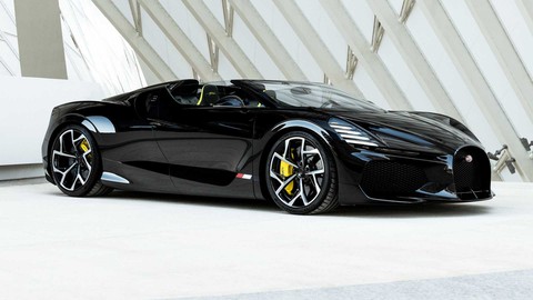 Bugatti chiều giới siêu giàu Trung Đông: 2024 giao xe nhưng nay đã trưng bày cho ngắm - Ảnh 2. Bugatti chiều giới siêu giàu Trung Đông: 2024 giao xe nhưng nay đã trưng bày cho ngắm - Ảnh 2.