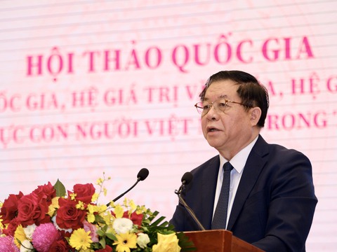 Các chuyên gia, nhà quản lý thảo luận về các hệ giá trị và chuẩn mực con người Việt Nam - Ảnh 1. Các chuyên gia, nhà quản lý thảo luận về các hệ giá trị và chuẩn mực con người Việt Nam - Ảnh 1.