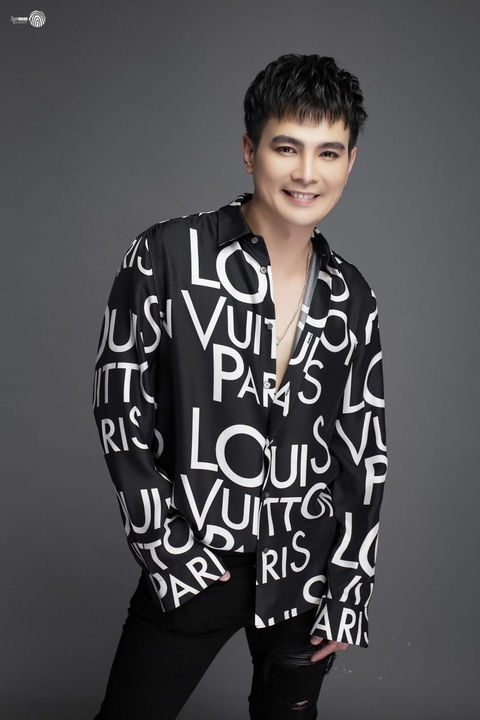 Lâm Hùng chơi lớn, mời luôn 2 thí sinh Tình ca Việt Nam làm ca sĩ độc quyền - Ảnh 2. Lâm Hùng chơi lớn, mời luôn 2 thí sinh Tình ca Việt Nam làm ca sĩ độc quyền - Ảnh 2.