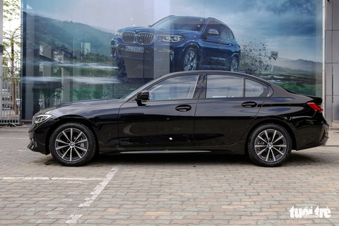 BMW 3 Series lắp ráp nhận cọc tại đại lý, giá có thể giảm vài trăm triệu đồng - Ảnh 1. BMW 3 Series lắp ráp nhận cọc tại đại lý, giá có thể giảm vài trăm triệu đồng - Ảnh 1.