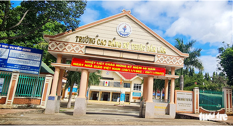 Báo cáo Bộ GD-ĐT việc trường cao đẳng dạy chui chương trình giáo dục thường xuyên - Ảnh 1. Báo cáo Bộ GD-ĐT việc trường cao đẳng dạy chui chương trình giáo dục thường xuyên - Ảnh 1.