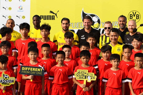 Cầu thủ nhí Việt Nam đánh bại các danh thủ Borussia Dortmund - Ảnh 4. Cầu thủ nhí Việt Nam đánh bại các danh thủ Borussia Dortmund - Ảnh 4.
