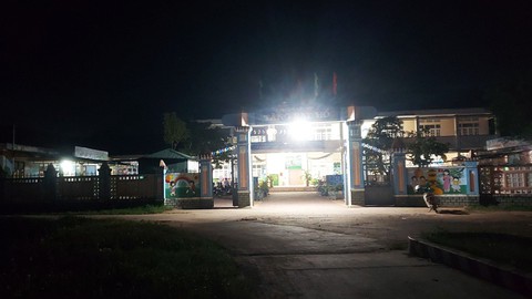 Bé trai 5 tuổi tử vong sau khi ăn trưa tại trường - Ảnh 1. Bé trai 5 tuổi tử vong sau khi ăn trưa tại trường - Ảnh 1.