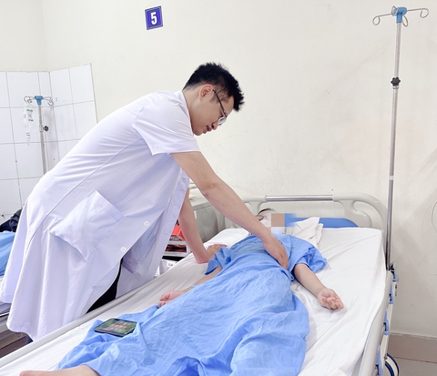 Vì sao bé 6 tuổi đã mắc bệnh lây qua đường tình dục? - Ảnh 1. Vì sao bé 6 tuổi đã mắc bệnh lây qua đường tình dục? - Ảnh 1.