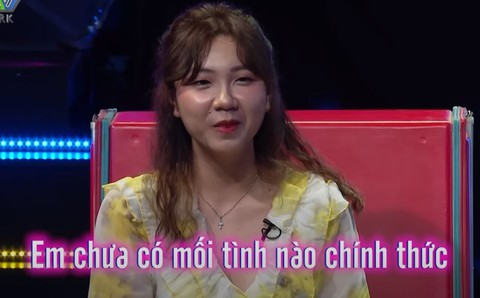 Cô giáo mầm non chọn bạn trai chịu đi giày độn để hẹn hò - Ảnh 1. Cô giáo mầm non chọn bạn trai chịu đi giày độn để hẹn hò - Ảnh 1.