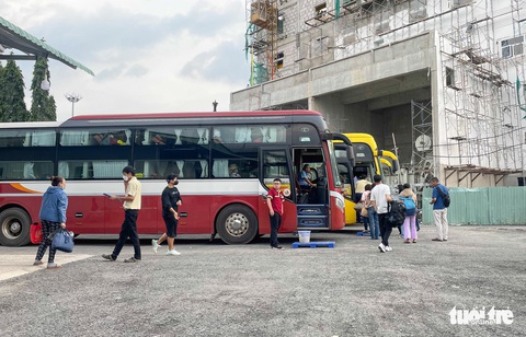 Từ tháng 12 tới, TP.HCM dự kiến cấm xe khách giường nằm vào khu trung tâm - Ảnh 1. Từ tháng 12 tới, TP.HCM dự kiến cấm xe khách giường nằm vào khu trung tâm - Ảnh 1.