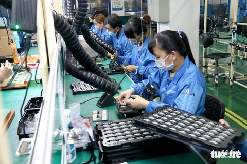Đói đơn hàng, doanh nghiệp gặp khó - Ảnh 1. Đói đơn hàng, doanh nghiệp gặp khó - Ảnh 1.