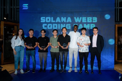 Cuộc thi lập trình Solana Coding Camp trở lại, tổng giải thưởng 2,5 tỉ đồng - Ảnh 1. Cuộc thi lập trình Solana Coding Camp trở lại, tổng giải thưởng 2,5 tỉ đồng - Ảnh 1.