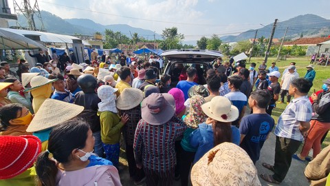 Nát tan cõi lòng ngày con trở về sau thảm kịch giẫm đạp ở Hàn Quốc - Ảnh 2. Nát tan cõi lòng ngày con trở về sau thảm kịch giẫm đạp ở Hàn Quốc - Ảnh 2.