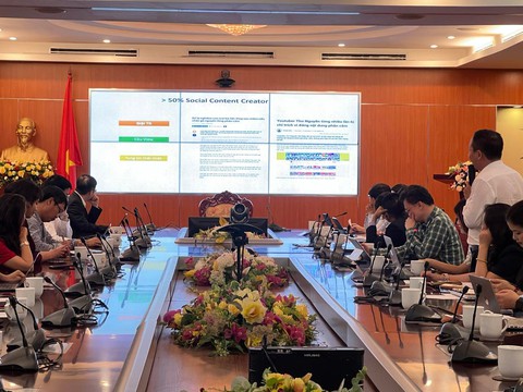 Nhiều quảng cáo trên Facebook, Google... vi phạm quy định - Ảnh 1. Nhiều quảng cáo trên Facebook, Google... vi phạm quy định - Ảnh 1.