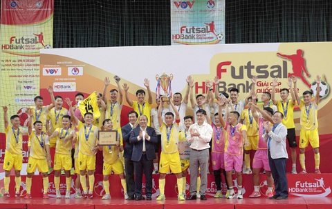Futsal Việt Nam ngày càng hấp dẫn - Ảnh 2. Futsal Việt Nam ngày càng hấp dẫn - Ảnh 2.