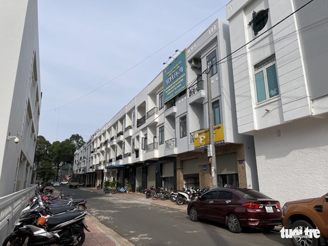 Biến nhà trưng bày sản phẩm thành nhà cho các cổ đông góp vốn - Ảnh 1. Biến nhà trưng bày sản phẩm thành nhà cho các cổ đông góp vốn - Ảnh 1.
