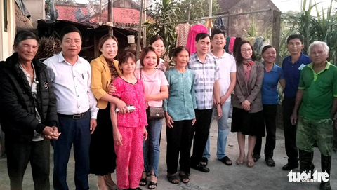 Người phụ nữ lưu lạc ở Trung Quốc 26 năm đoàn tụ cùng gia đình - Ảnh 1. Người phụ nữ lưu lạc ở Trung Quốc 26 năm đoàn tụ cùng gia đình - Ảnh 1.