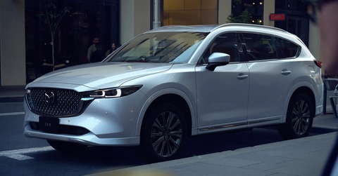Mazda CX-8 2023 ra mắt: Hoàn thiện hơn, tăng sức đấu Hyundai Santa Fe - Ảnh 1. Mazda CX-8 2023 ra mắt: Hoàn thiện hơn, tăng sức đấu Hyundai Santa Fe - Ảnh 1.