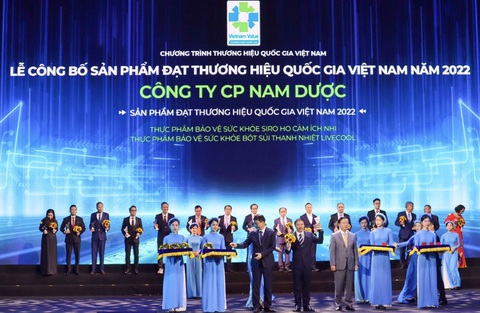 Nam Dược - Tự hào Thương hiệu Quốc Gia 2022 - Ảnh 1. Nam Dược - Tự hào Thương hiệu Quốc Gia 2022 - Ảnh 1.