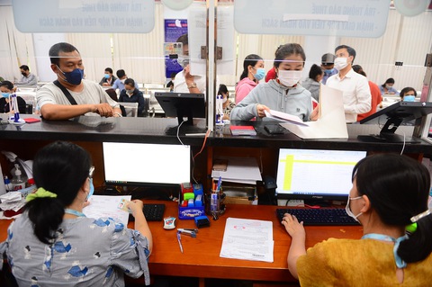 Cần lời giải để xốc lại việc công - Ảnh 4. Cần lời giải để xốc lại việc công - Ảnh 4.