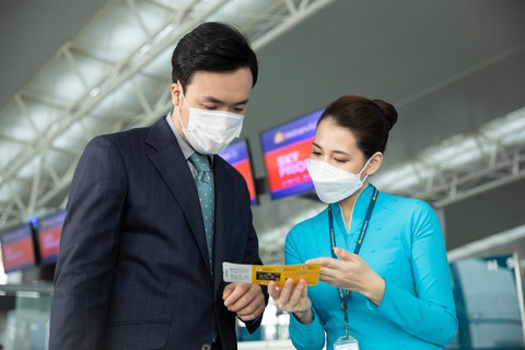 Nâng tầm dịch vụ ‘đường bay vàng’, khách Vietnam Airlines tận hưởng điều gì? - Ảnh 2. Nâng tầm dịch vụ ‘đường bay vàng’, khách Vietnam Airlines tận hưởng điều gì? - Ảnh 2.