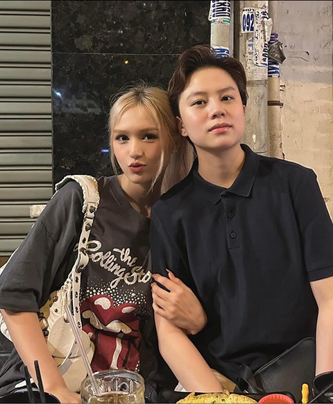 Ảnh vui sao Việt 5-11: Con gái Đông Nhi khoái chí xuất ngoại cùng bố mẹ - Ảnh 3. Ảnh vui sao Việt 5-11: Con gái Đông Nhi khoái chí xuất ngoại cùng bố mẹ - Ảnh 3.