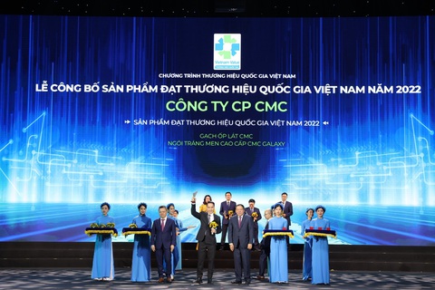 Công ty Cổ phần CMC vinh dự đón nhận danh hiệu Thương hiệu Quốc gia 2022 - Ảnh 1. Công ty Cổ phần CMC vinh dự đón nhận danh hiệu Thương hiệu Quốc gia 2022 - Ảnh 1.