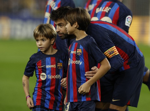 Hình ảnh trận đấu cuối cùng của Gerard Pique tại Camp Nou - Ảnh 3. Hình ảnh trận đấu cuối cùng của Gerard Pique tại Camp Nou - Ảnh 3.