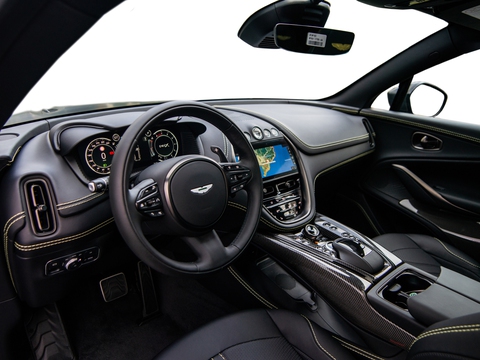 Aston Martin DBX707 giá hơn 21,8 tỉ đồng của ông Đặng Lê Nguyên Vũ về Việt Nam - Ảnh 9. Aston Martin DBX707 giá hơn 21,8 tỉ đồng của ông Đặng Lê Nguyên Vũ về Việt Nam - Ảnh 9.