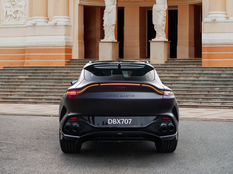 Aston Martin DBX707 giá hơn 21,8 tỉ đồng của ông Đặng Lê Nguyên Vũ về Việt Nam - Ảnh 7. Aston Martin DBX707 giá hơn 21,8 tỉ đồng của ông Đặng Lê Nguyên Vũ về Việt Nam - Ảnh 7.