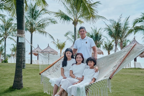 Ảnh vui sao Việt 6-11: ‘Uất hận con’ giống hệt Lê Dương Bảo Lâm - Ảnh 4. Ảnh vui sao Việt 6-11: ‘Uất hận con’ giống hệt Lê Dương Bảo Lâm - Ảnh 4.