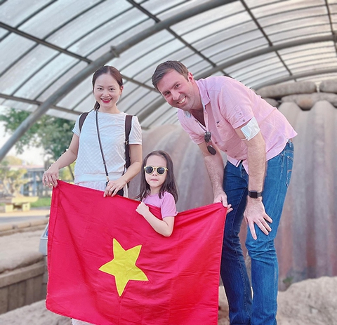 Ảnh vui sao Việt 6-11: ‘Uất hận con’ giống hệt Lê Dương Bảo Lâm - Ảnh 2. Ảnh vui sao Việt 6-11: ‘Uất hận con’ giống hệt Lê Dương Bảo Lâm - Ảnh 2.