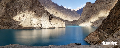 Vượt ‘kỳ quan thứ 8’ đến thung lũng sắc màu ở Pakistan - Ảnh 18. Vượt ‘kỳ quan thứ 8’ đến thung lũng sắc màu ở Pakistan - Ảnh 18.