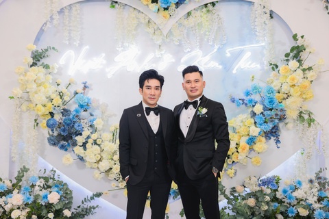 Quang Hà hào hứng làm phù rể trong đám cưới bạn thân - Ảnh 3. Quang Hà hào hứng làm phù rể trong đám cưới bạn thân - Ảnh 3.