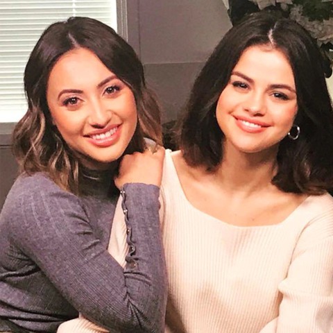 Chỉ vì lỡ lời, Selena Gomez bị bạn thân từng hiến thận ‘nghỉ chơi’ - Ảnh 2. Chỉ vì lỡ lời, Selena Gomez bị bạn thân từng hiến thận ‘nghỉ chơi’ - Ảnh 2.