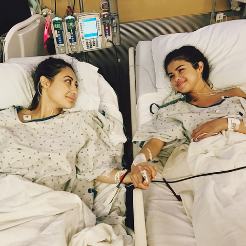 Chỉ vì lỡ lời, Selena Gomez bị bạn thân từng hiến thận ‘nghỉ chơi’ - Ảnh 1. Chỉ vì lỡ lời, Selena Gomez bị bạn thân từng hiến thận ‘nghỉ chơi’ - Ảnh 1.