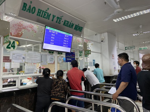 Chính phủ ban hành nghị quyết gỡ khó thanh toán bảo hiểm, mua sắm thuốc, thiết bị y tế - Ảnh 1. Chính phủ ban hành nghị quyết gỡ khó thanh toán bảo hiểm, mua sắm thuốc, thiết bị y tế - Ảnh 1.