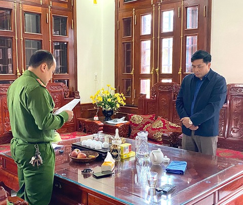 Khởi tố một cựu chủ tịch huyện ở Cao Bằng - Ảnh 1. Khởi tố một cựu chủ tịch huyện ở Cao Bằng - Ảnh 1.