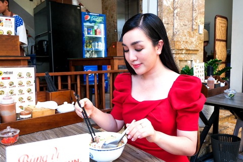 Cùng Phở xuống phố điểm danh phở ngon Hà Nội: Phở Sướng, Khôi Hói, Ngọc Vượng... - Ảnh 12. Cùng Phở xuống phố điểm danh phở ngon Hà Nội: Phở Sướng, Khôi Hói, Ngọc Vượng... - Ảnh 12.