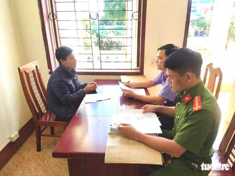 Sẽ xử lý hiệu trưởng nêu tên học sinh vì chưa đóng tiền bảo hiểm trước toàn trường - Ảnh 2. Sẽ xử lý hiệu trưởng nêu tên học sinh vì chưa đóng tiền bảo hiểm trước toàn trường - Ảnh 2.