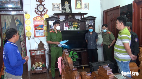 Triệt phá đường dây mua bán hóa đơn ‘khống’ cho các sà lan chở cát liên tỉnh - Ảnh 2. Triệt phá đường dây mua bán hóa đơn ‘khống’ cho các sà lan chở cát liên tỉnh - Ảnh 2.